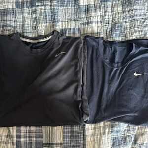 Lot of 2 Nike Men’s Dri-Fit Athletic Short Sleeved T-Shirts in Blue Medium